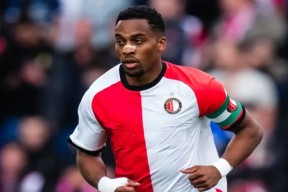 九游娱乐官方网站赛后突围战来临，费耶诺德围绕德甲远射贴柱，目标明确，赛季目标并未改变的简单介绍